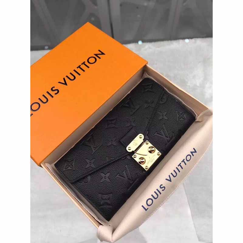 l**is V*t*n monogram black wallet