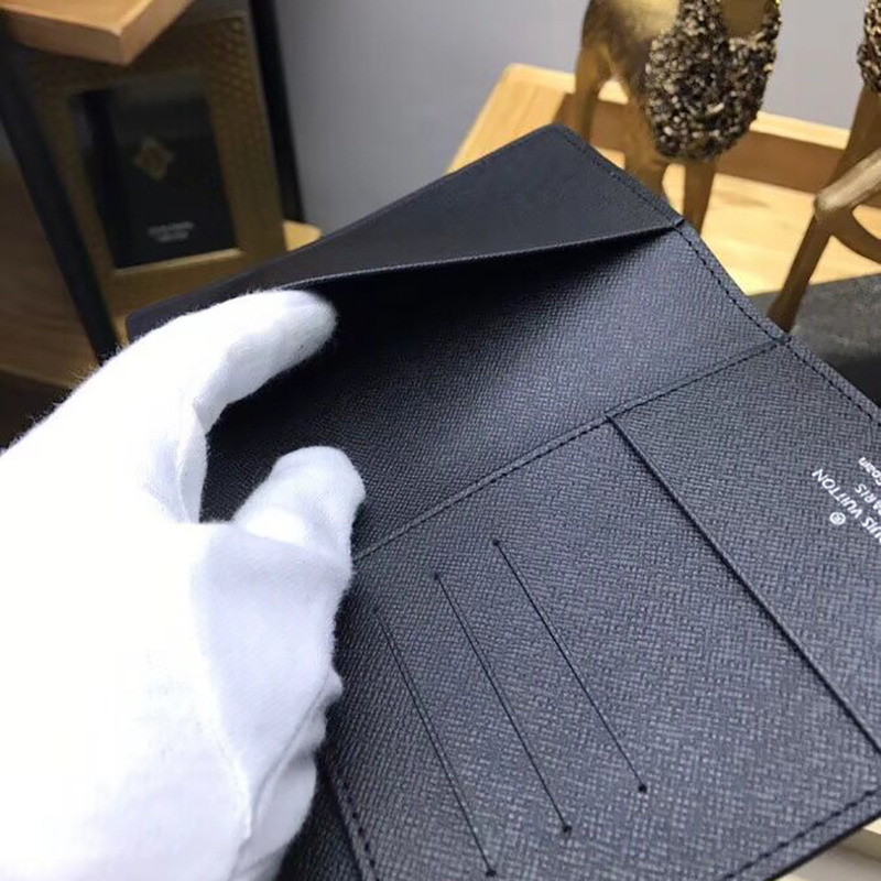 l**is V*t*n pocket organizer