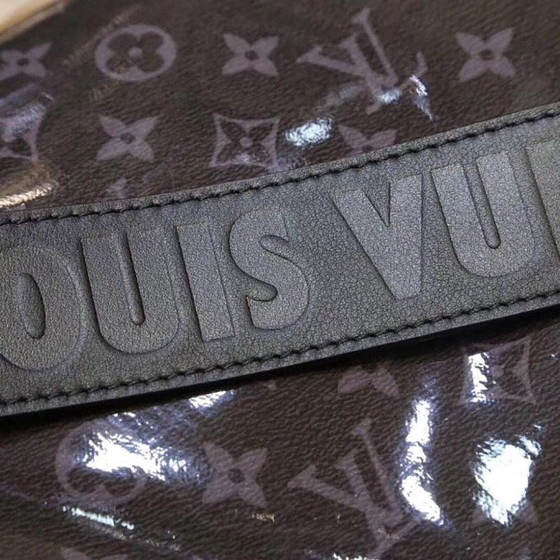 l**is V*t*n keepall bandouliere 50 monogram glaze duffle bag