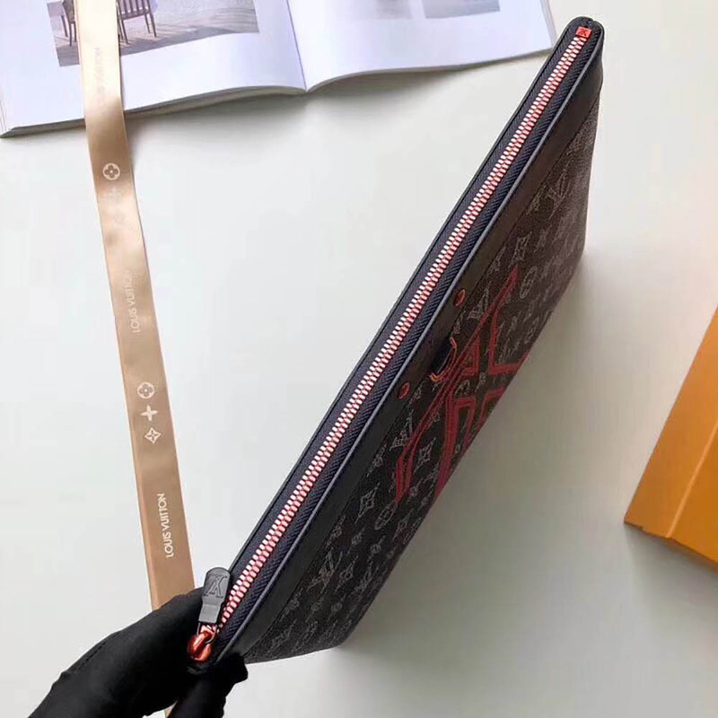 l**is V*t*n pochette  apollo m62905