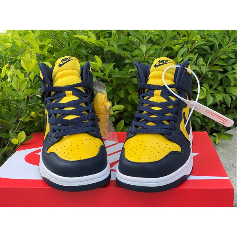 Nike Dunk High "Michigan" CZ8149 700 Sneakers Men Women