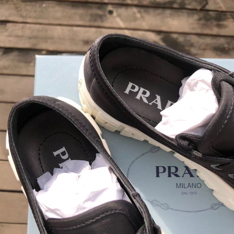 Pra*a triangular logo plaque sneakers